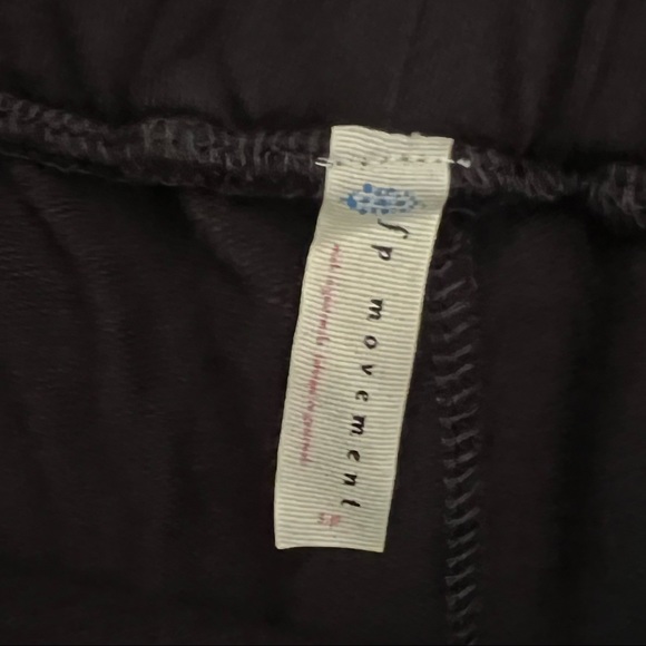 NWT FP Movement Sunny Set Black French Terry Cropped Sweatshirt & Shorts S Small - Picture 11 of 16